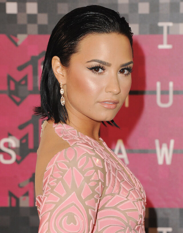 Beauty looks @ MTV Video Music Awards