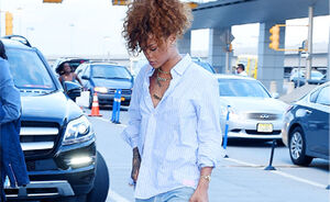 OOTD: Rihanna in all blue
