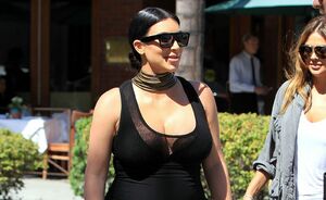 OOTD: zwangere Kim Kardashian in LBD