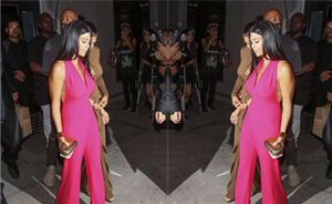 OOTD: Kourtney Kardashian in pretty pink