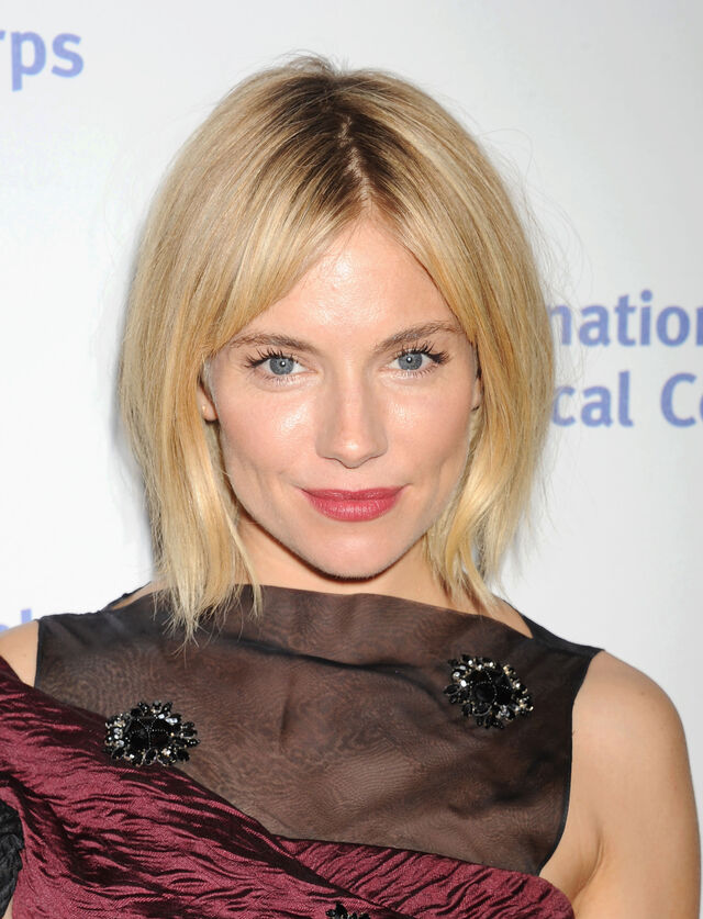 De beauty & hair secrets van Sienna Miller