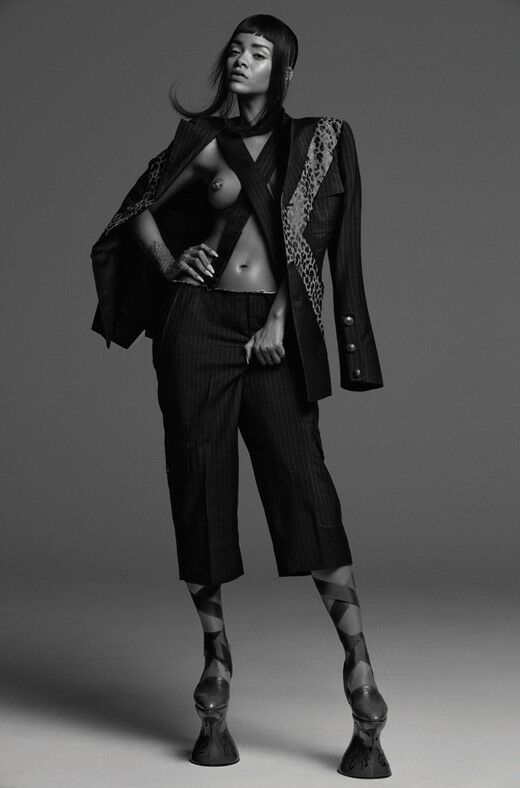 Rihanna en AnOther Magazine brengen ode aan McQueen