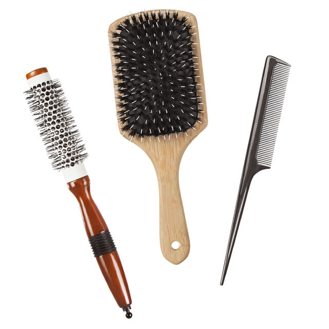 De juiste manier om je haarborstel schoon te maken