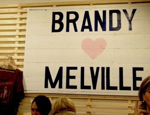 Brandy & Melville opening