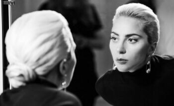 Lady Gaga is een hedendaagse Audrey Hepburn voor Tiffany & Co