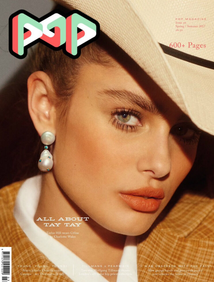 Taylor Hill staat op de cover van POP magazine en omarmt haar inner cowgirl