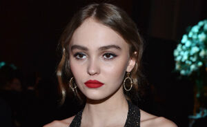 Fans maken zich zorgen: Is Chanel gezicht Lily Rose Depp te dun? 