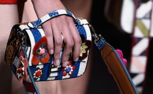 Dankzij Zara kan jij deze designer tassen trend rocken als een echte catwalk queen