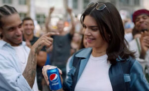 Kendall Jenner maakte een reclame met Pepsi en nu zijn mensen boos