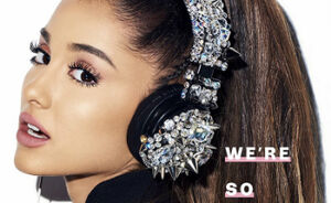 De koptelefoon van Ariana Grande is om jaloers op te worden