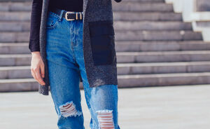 Bizarre trend! Deze jeans met maar een broekspijp neemt Instagram over 