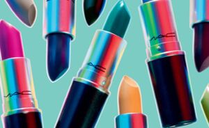 Nude lipstick is zó 2016: deze smurfenkleur draag jij op je lippen deze zomer