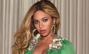 Beyoncé's lippen zijn ineens een stuk voller en dit is waarom