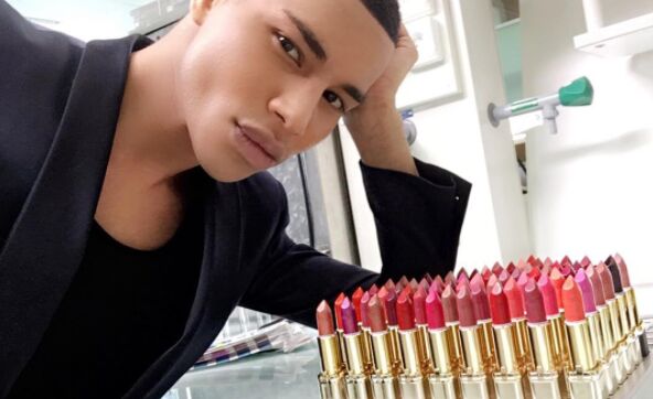 Olivier Rousteing deelde alvast een preview van de campagne van de Balmain x L'Oréal lipsticks
