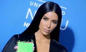 Kim Kardashian gebruikte Kourtney’s moedermelk om haar psoriasis te behandelen