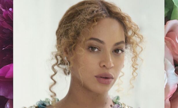 Hoogzwangere Beyoncé houdt babyshower met Afrika thema voor al haar celeb friends