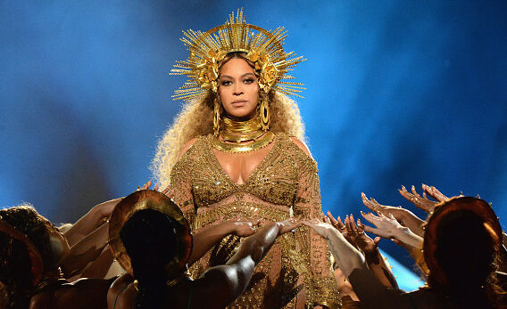 Beyhivers opgelet! Beyoncé lanceert haar eigen Holiday collectie