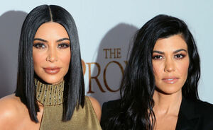 Kourtney Kardashian ging vliegen in een coole look van H&M (die meer aanvoelt als Gucci)
