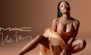 Nicki Minaj gaat all nude voor MAC Cosmetics