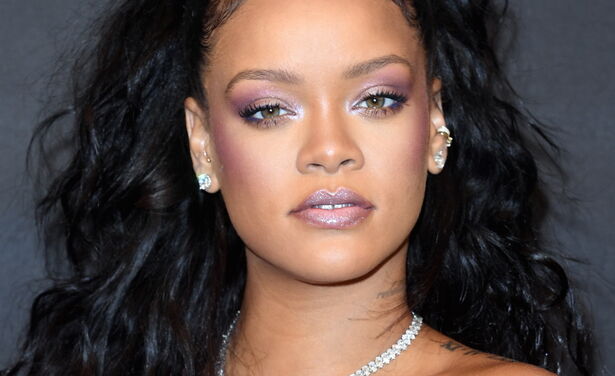 Rihanna deelt de lanceerdatum van haar lingerielijn + nog meer sneak peeks