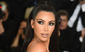 OMG! Zoveel dollar verdient Kim Kardashian elke minuut...