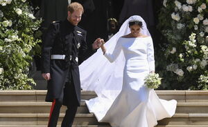 Kate Middleton's favo designer zegt dat Meghan's jurk een slechte kopie is van haar eigen ontwerp