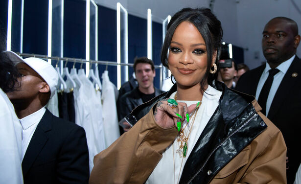 Rihanna wordt geprezen vanwege haar ongewone keuze voor model met littekens