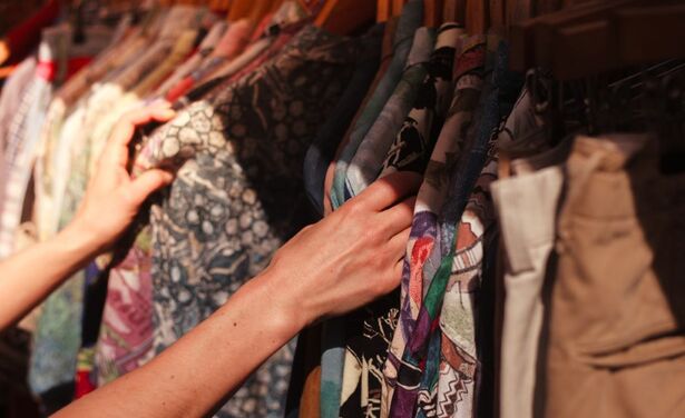 Online tweedehands kleding kopen en verkopen: 5 onmisbare tips!