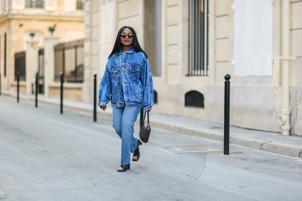 Jouw garderobe is eigenlijk niet compleet in 2021 zonder deze 7 soorten trendy jeans
