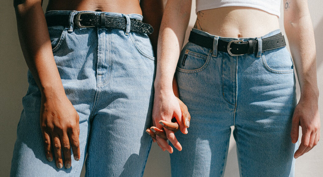 Hekel aan jeans shoppen? Dankzij deze lifehack struggle jij niet meer tijdens het passen