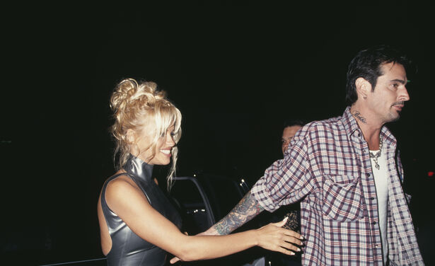 Het Pamela Anderson kapsel is een trend en zo doe jij het na