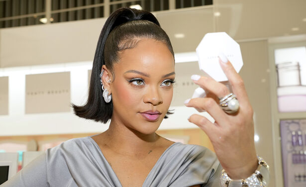 Rihanna komt met bijzondere 'ketchup' beautylijn en fans gaan los