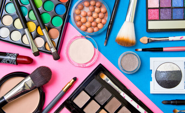 Dit zijn alle producten die je nodig hebt om een goede make-up collectie op te bouwen