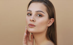 Latte make up is trending op tiktok: zo bereik je de look