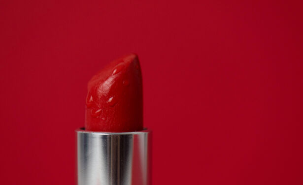 Dit is welke rode lipstick het mooiste staat bij jouw huidskleur