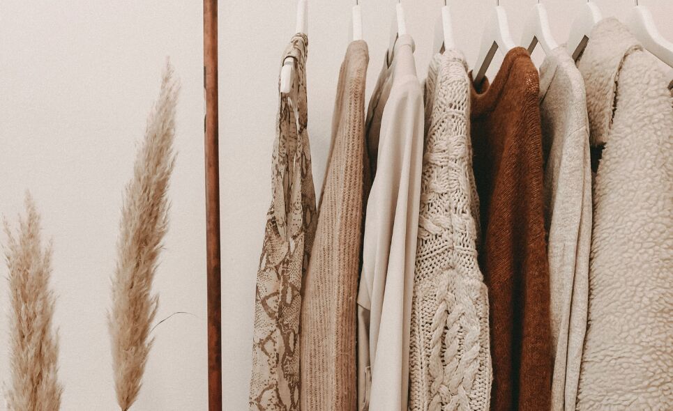 Dit zijn de leukste manieren om je kleding een persoonlijk tintje te geven