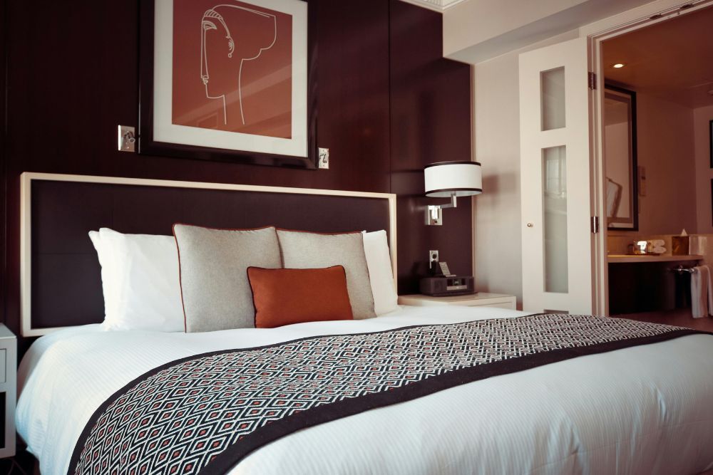 5 hotelgeheimen: met deze tricks voelt je slaapkamer net zo zen aan als een hotelkamer