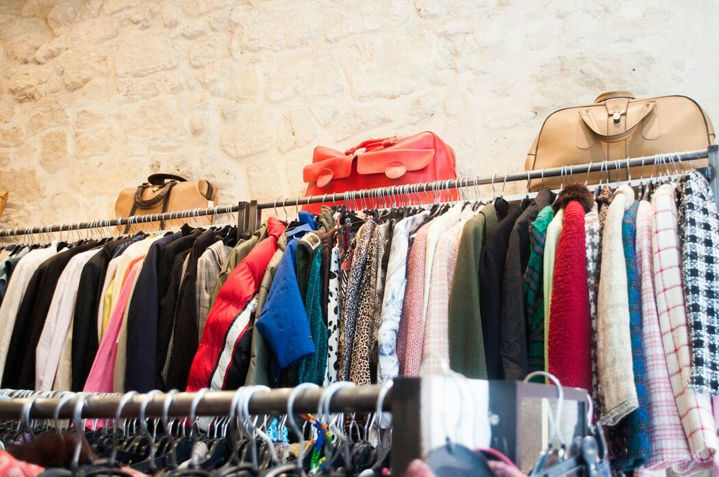 Vintage shoppen als een pro: tips om unieke pareltjes te vinden