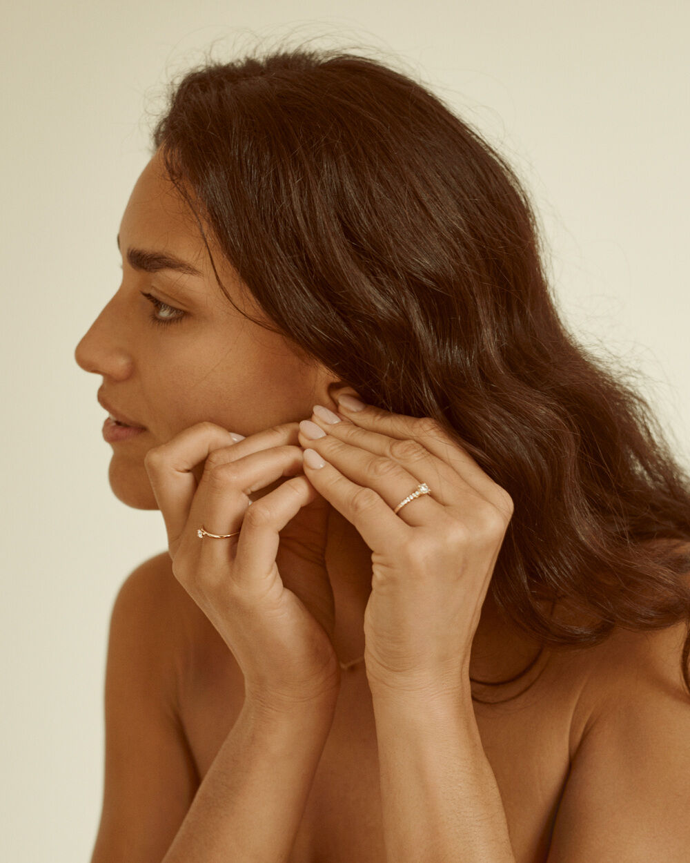 Tussen traditie en innovatie: de evolutie van gouden oorbellen