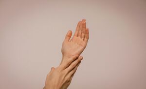 Droge handen door het koude weer? Dit zijn de beste handcrèmes