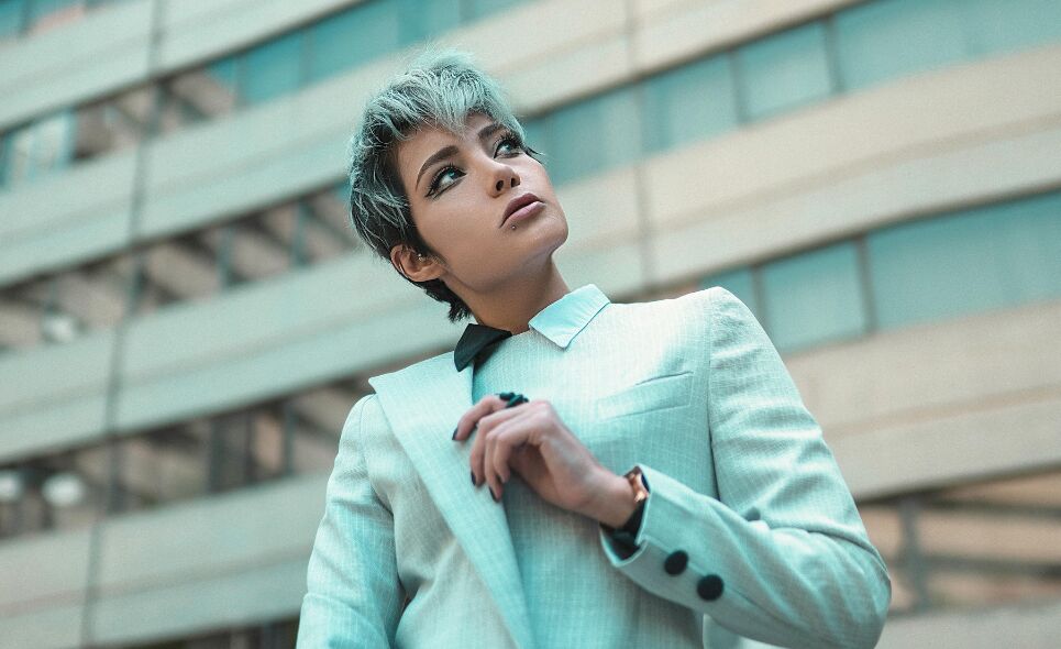 Zo stijl je de nieuwe haarlook van 2026: een pixie cut