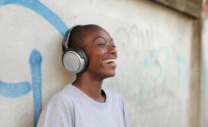 Slecht humeur? Deze nieuwe muziek maakt je echt weer blij