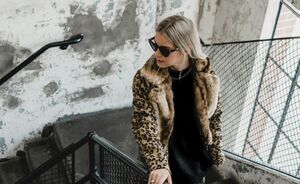 Wat is een statement coat en waarom ontbreekt ‘ie in je wardrobe?