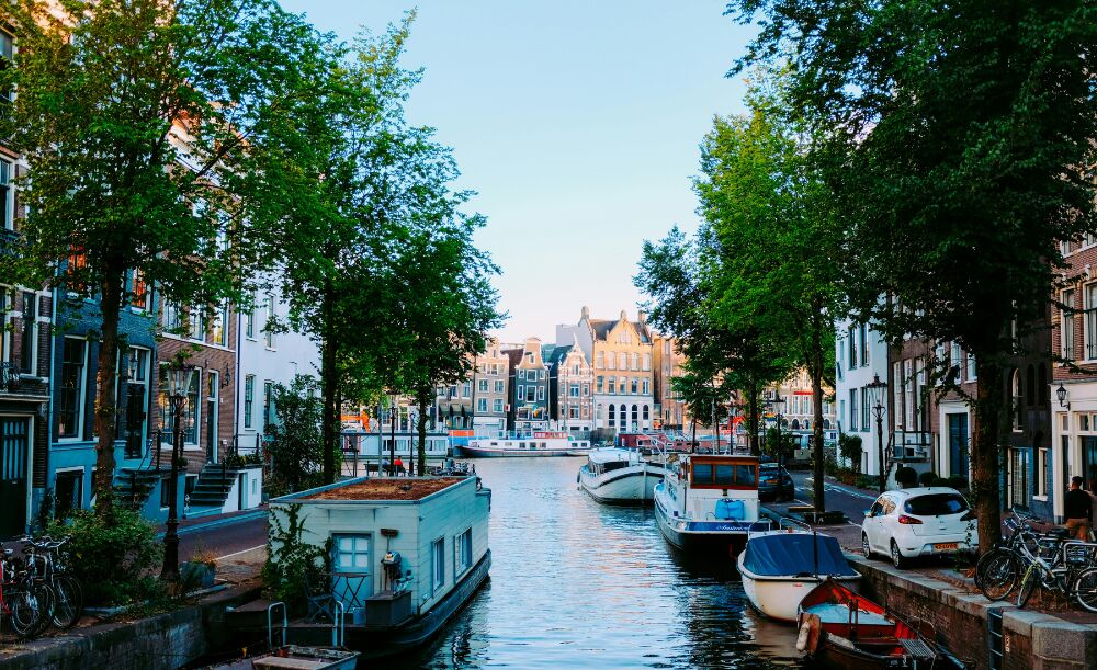 Weekendje weg in eigen land: unieke staycations in Nederland