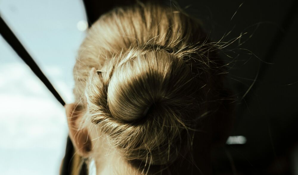 Zo maak je de beste slick back in je haar