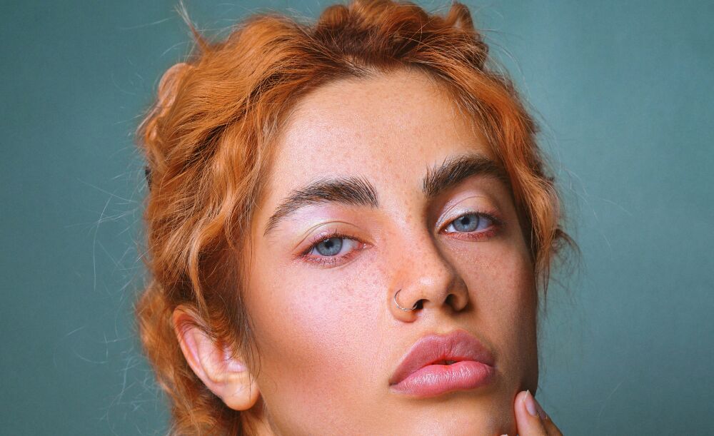 Strawberry girl makeup: een frisse sunkissed blush-look