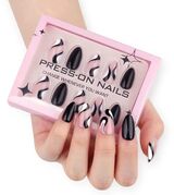 Press on nails Amandelvorm Zwart Swirl 