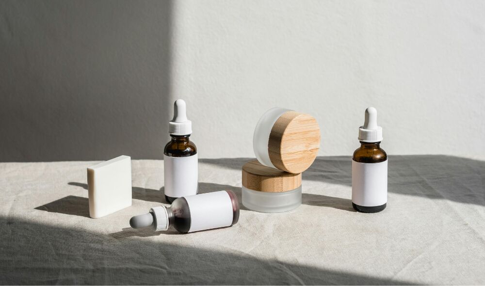 Al die acids in skincare: wat doen ze nou echt en welke heb jij nodig?