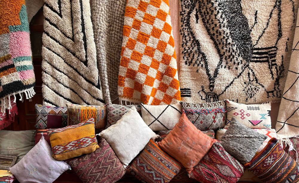 Breng warmte en persoonlijkheid in je interieur met Berber- en Kelimkleden