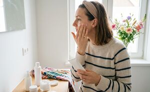 Deze producten combineer je beter niet met een acne crème